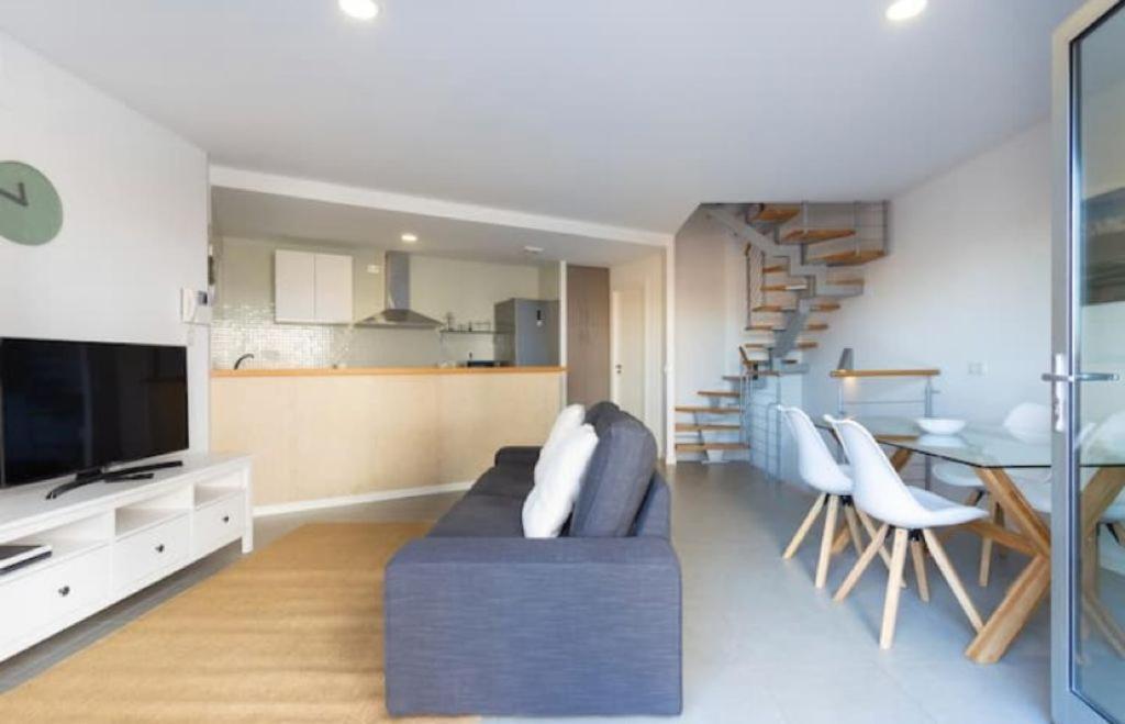 Modern Seafront Flat With A Private Garage Appartement El Médano Buitenkant foto