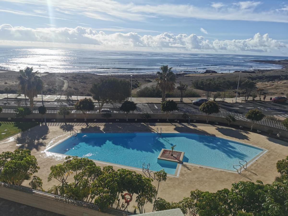Modern Seafront Flat With A Private Garage Appartement El Médano Buitenkant foto