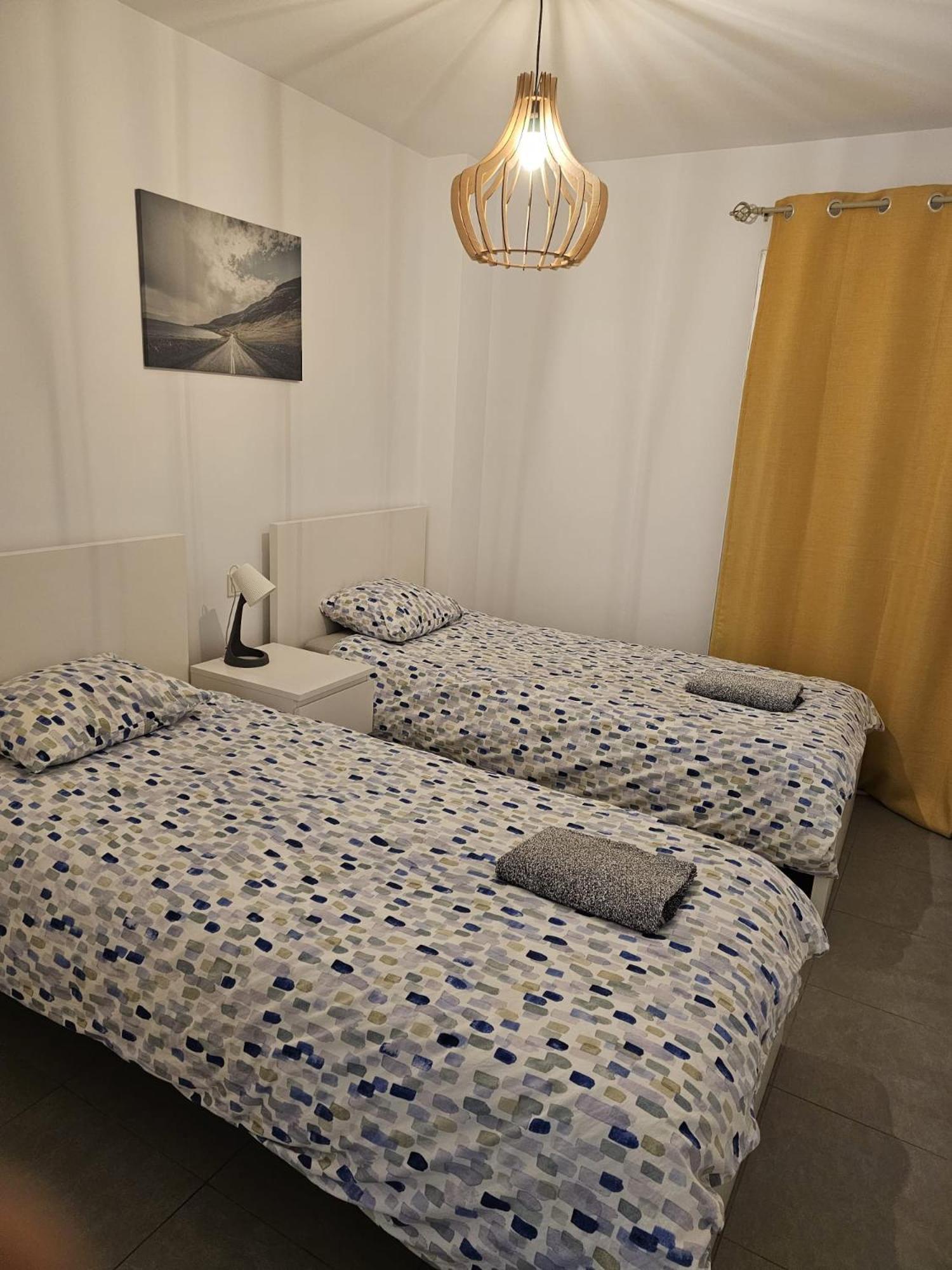Modern Seafront Flat With A Private Garage Appartement El Médano Buitenkant foto